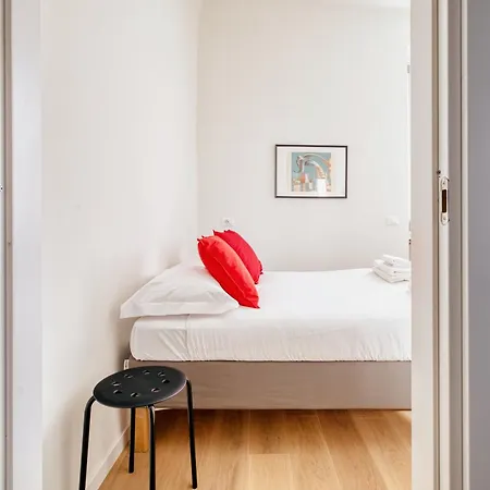 Апартаменты Just Urban - Modern And Strategic 1-br Flat A - Station *